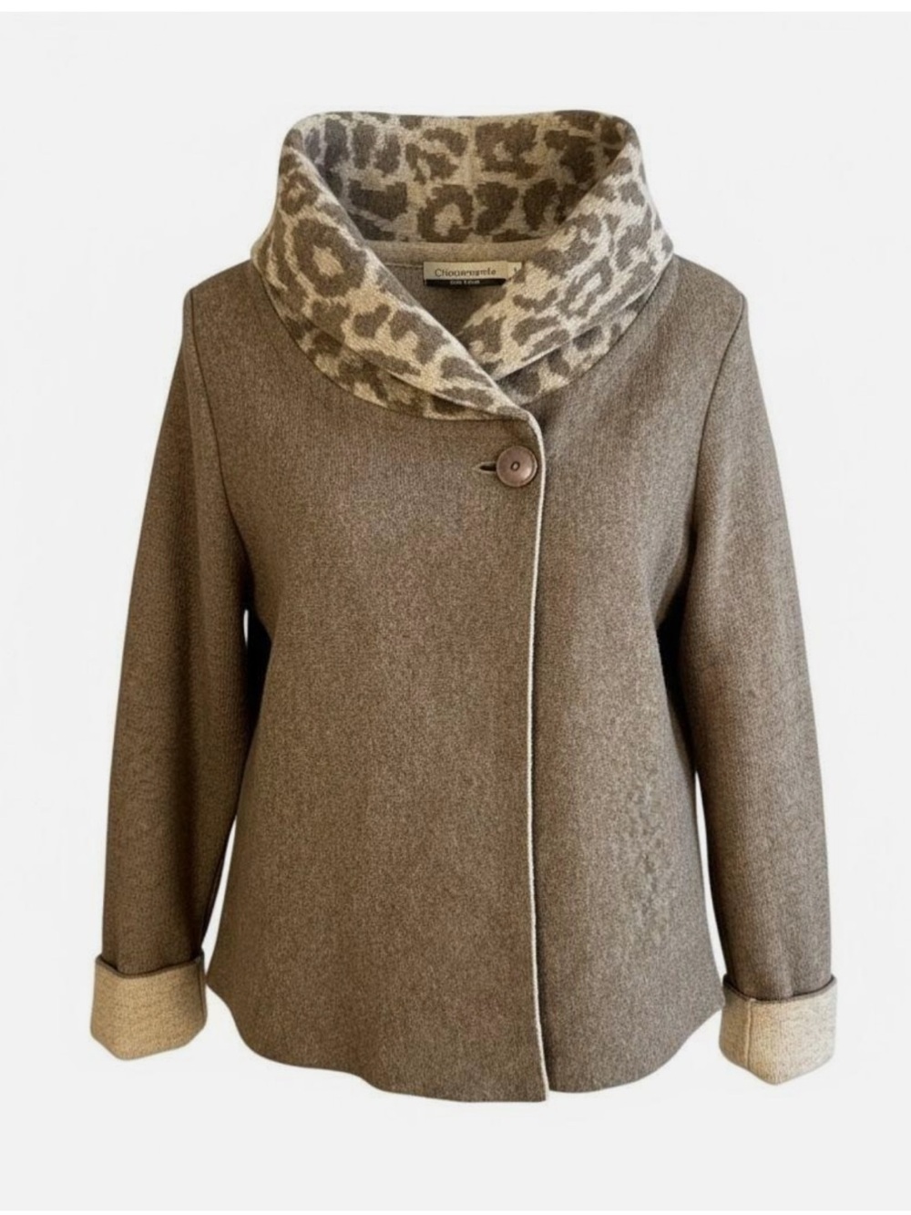 Women’s Italian Wool Sweater with Leopard Collar